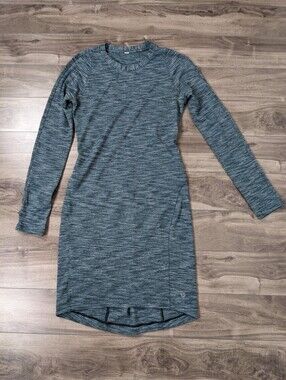 Lululemon Women's Dress Knit Heathered Green Long Sleeve Size 4 Midi